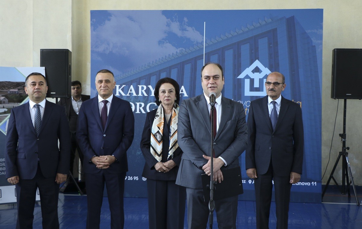 AzMİU-da sayca VI Karyera Sərgisi təşkil olunub - FOTOLAR